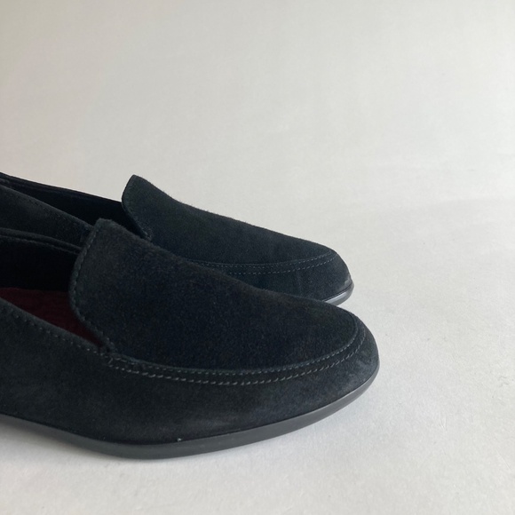 Munro Black Suede Genuine Leather Almond Toe Loafers size 8 - Picture 4 of 14